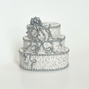 Vintage Enesco From Scratch Only Yesterday White Silver Wedding Cake Figurine